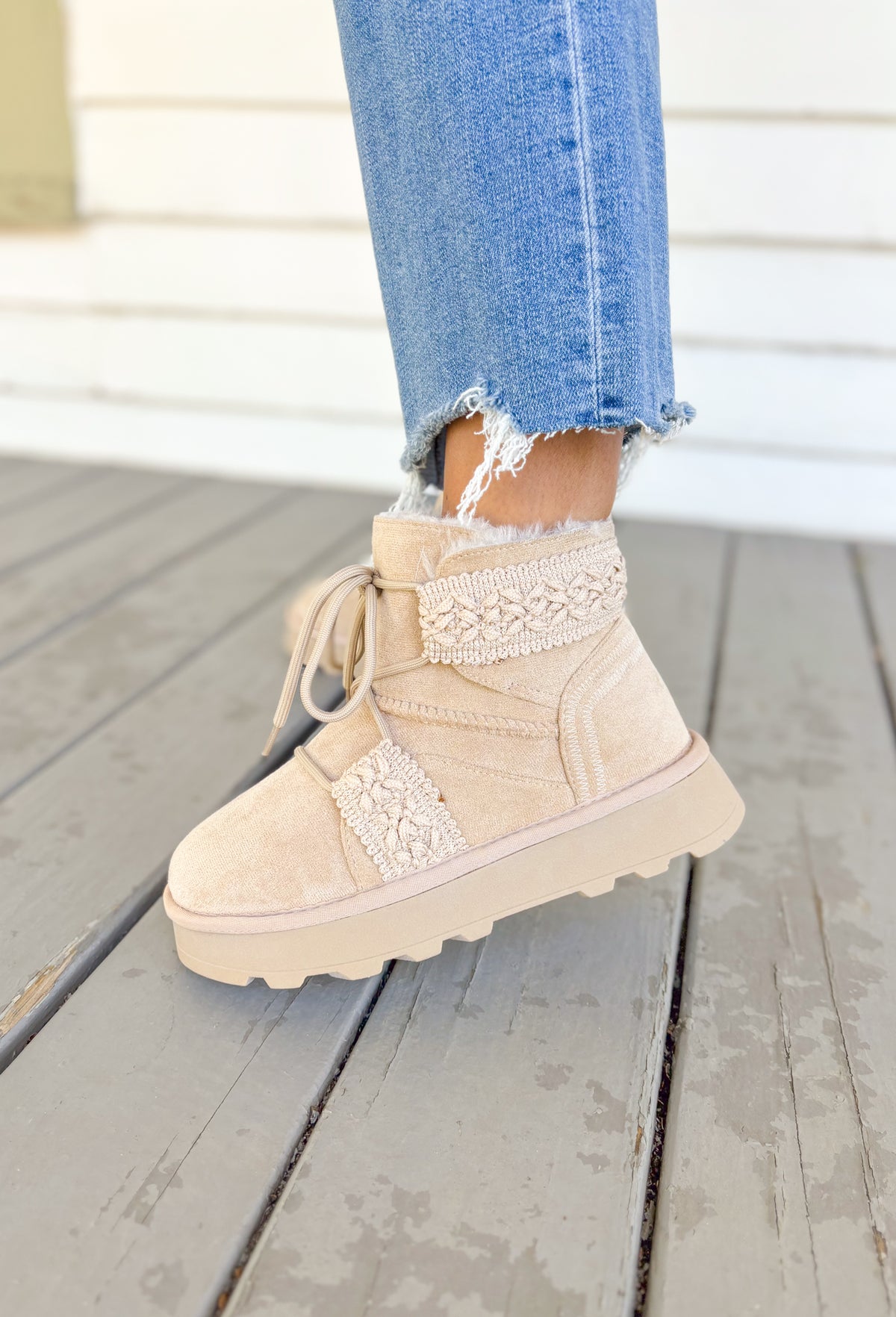 Beach By Matisse Matterhorn Boots | Groovy's