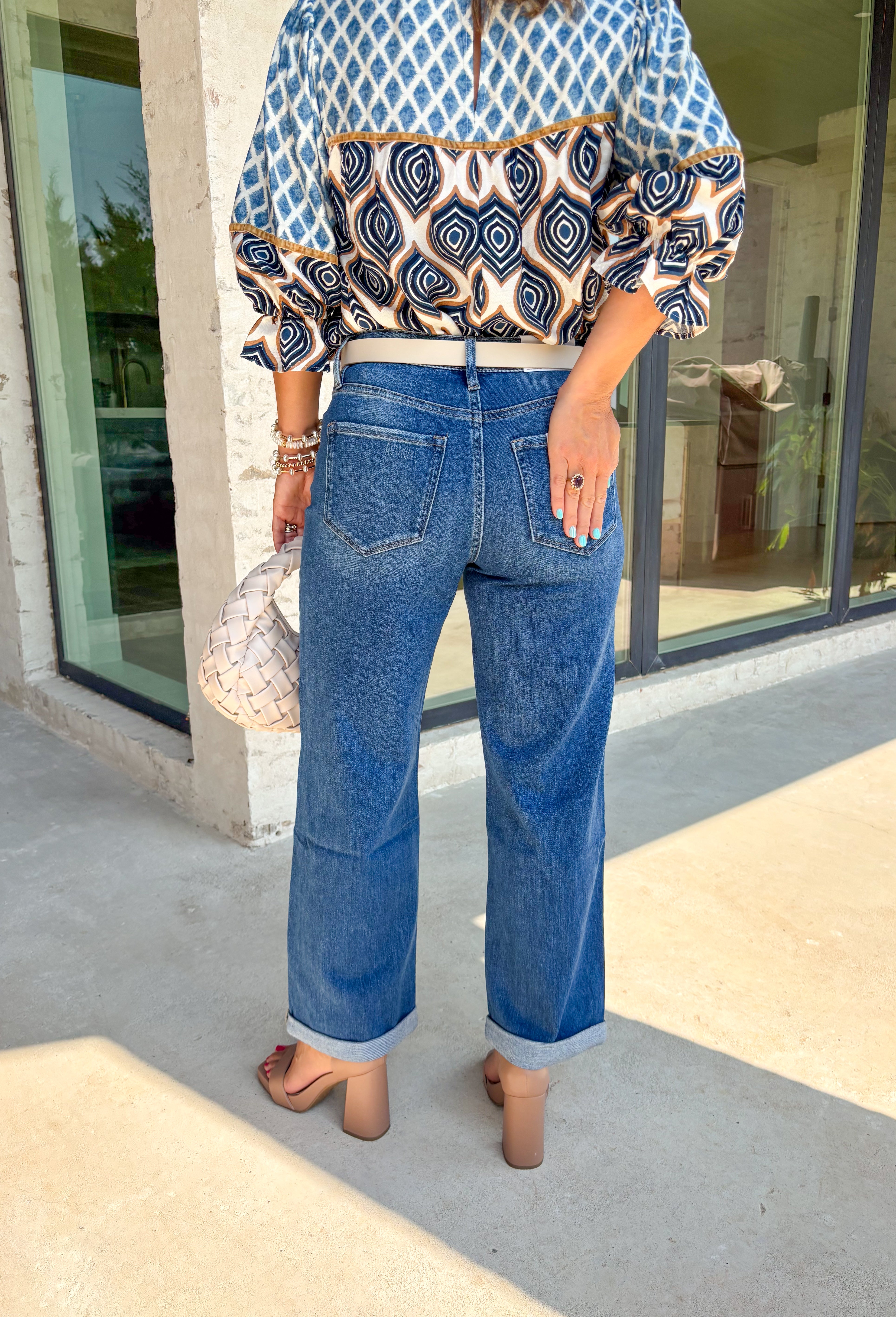 Easy, relaxed, and made for all-day wear—these medium wash high-rise baggy straight jeans from Vervet are the denim you’ll live in this fall. The high-rise fit flatters your shape, while the baggy straight leg keeps the vibe effortlessly cool. Cuff them at the bottom for a casual, laid-back look, or wear them long with chunky boots for a little extra edge. Soft with just the right amount of stretch, these jeans are ready for cozy sweaters, graphic tees, and everything in between.