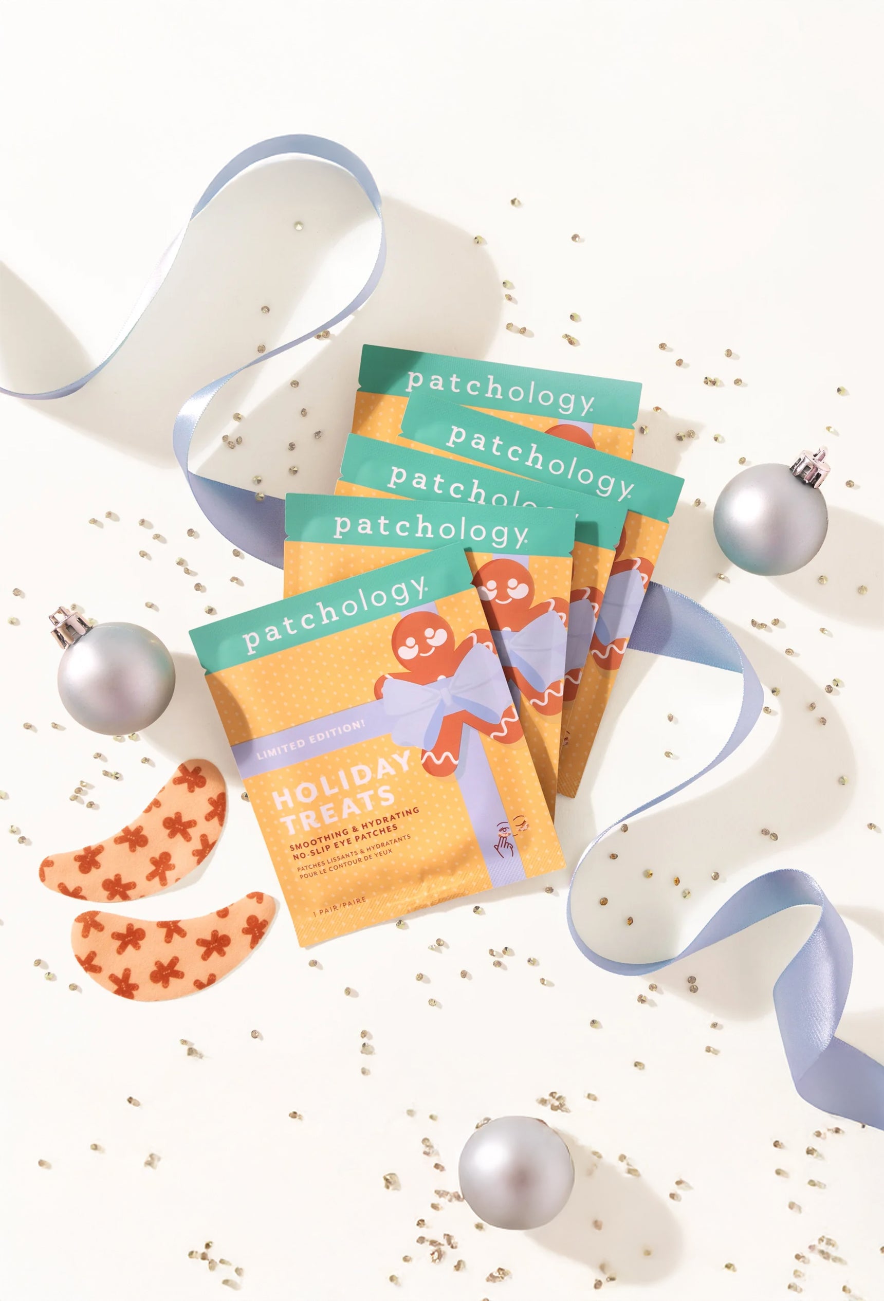 Inspired by the sweetness of the season, these no-slip hydrogel eye patches are infused with a freshly baked gingerbread scent and playful holiday design. In just 10 minutes, they deliver deep hydration and cooling relief while smoothing fine lines and refreshing tired eyes—perfect for cozy nights in or getting party-ready.